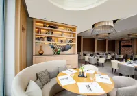Noom Hotel Abidjan Plateau