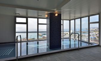 Green Rich Hotel Okinawa Nago (Artificial Hot Spring Futamata Yunohana)