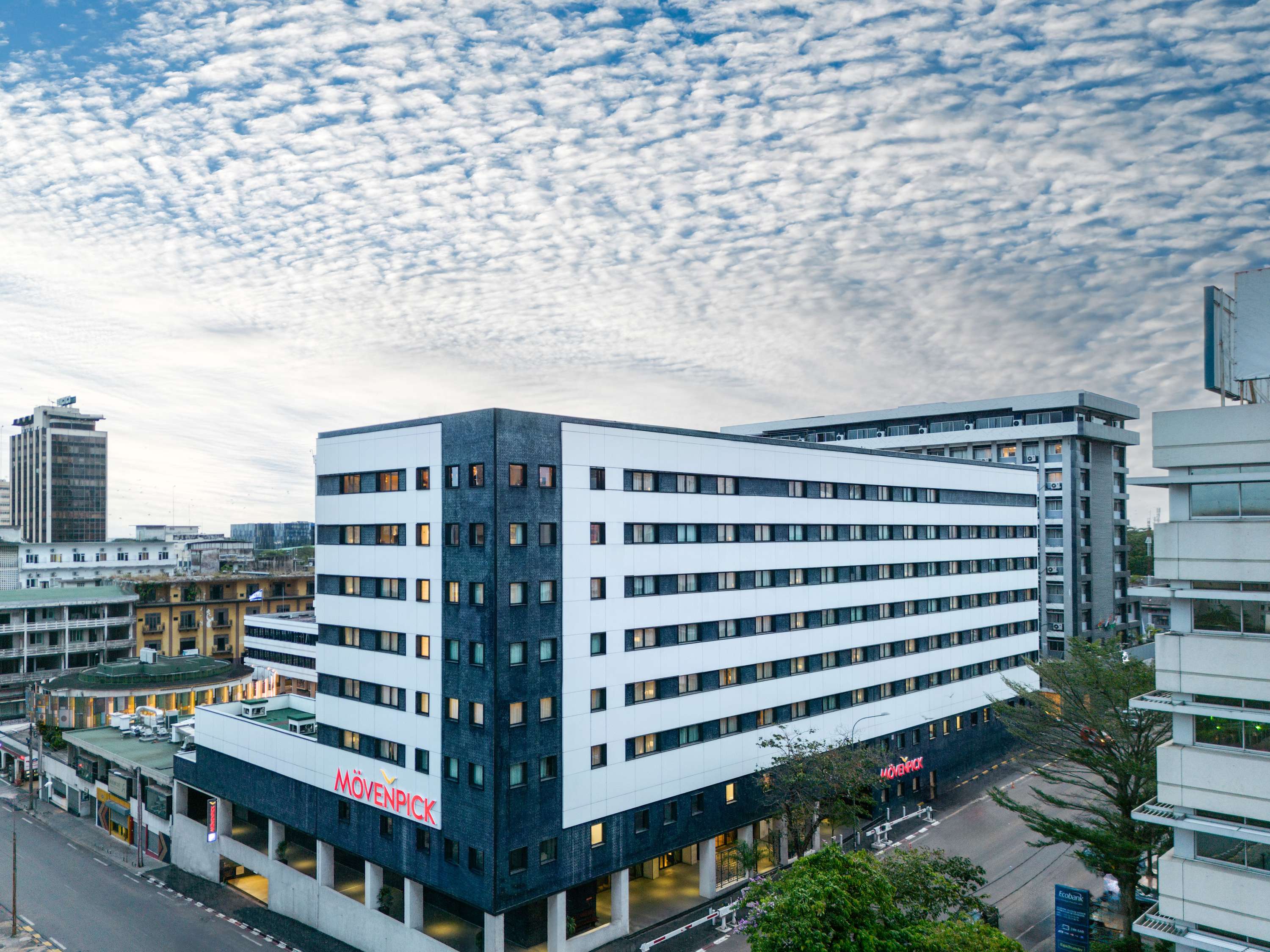 Mövenpick Hotel Abidjan : Avis Clients 2025 - Note 9.2 (58 Avis) | Trip.com