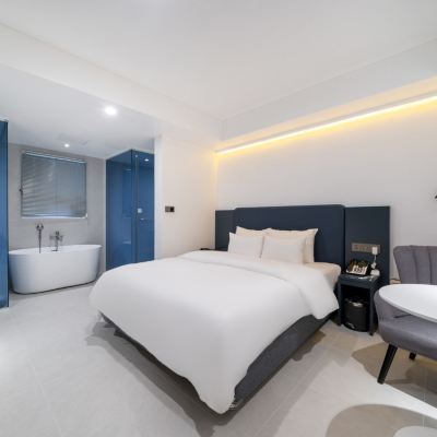 디럭스-무작위 배정 (에이스 베드) Chang-dong Versailles 쿠폰