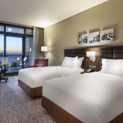 雙床間 - 享有愛琴海海景 伊茲密爾貝拉克里希爾頓花園酒店優惠