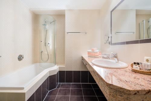 家庭间 - 带浴室