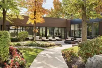 DoubleTree by Hilton Hotel Toronto Airport West Hotels in 