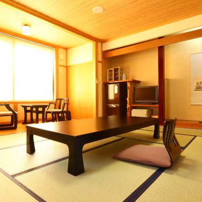 [Non-Smoking]Standard Japanese-Style Room[near The Large Bath] [Japanese Room] [Non-Smoking] [No View] 神の宮温泉　かわら亭 クーポン