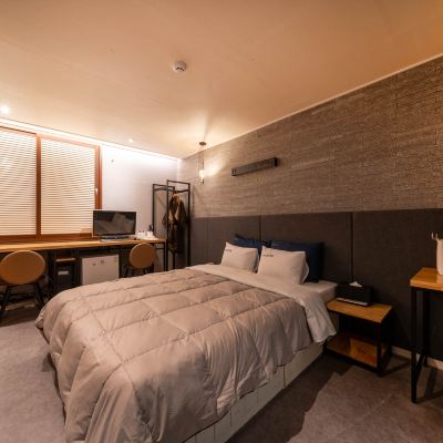 Standard Room (Integrated Ott View Available) Daejeon Yongjeon Hotel Seattle 쿠폰