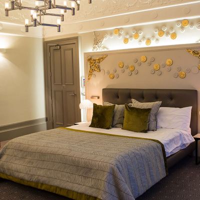Executive One-Bedroom Suite Lynnhurst Hotel Promo Code