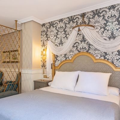 Superior Double Room Hotel Gravina 51 Promo Code