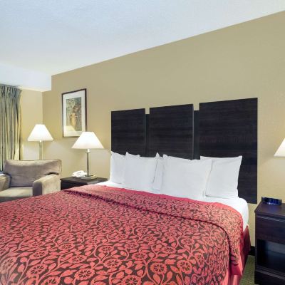 King Room-Mobility Accessible-Non-Smoking Days Inn & Suites by Wyndham Columbia Airport Promo Code