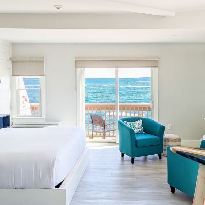 Deluxe King Room-Non-Smoking Falmouth Tides Motel Promo Code