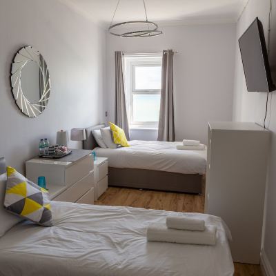 Twin Room Ensuite The Halcyon Promo Code