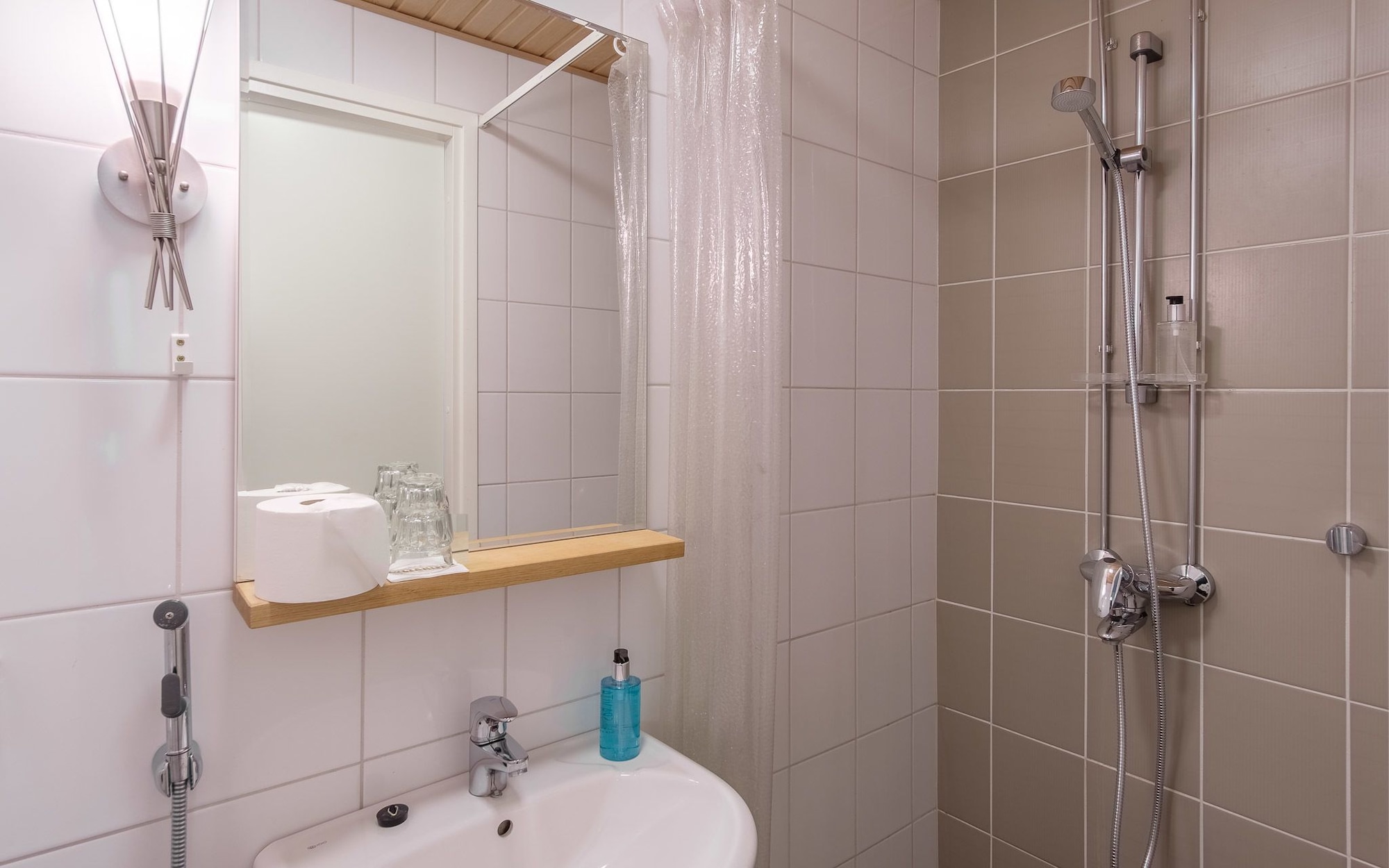 温馨双床房 （附楼）