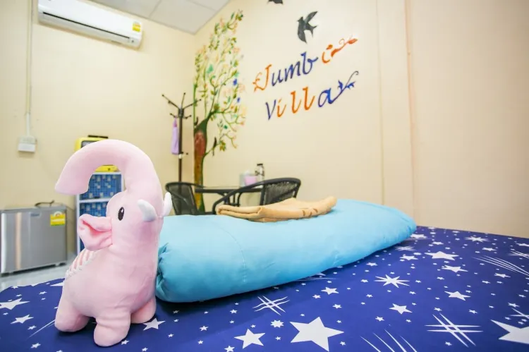ห้องสแตนดาร์ด เตียงใหญ่ 1 เตียง