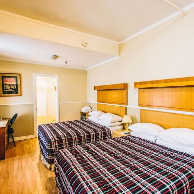 Double Room with Two Double Beds with Private Bathroom Rex Hotel (Toronto) Promo Code