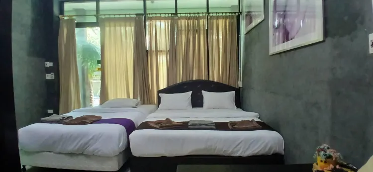 ห้องสวีท เตียงแฝด