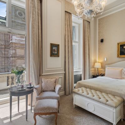 Deluxe Room with View Hotel Sacher Wien Promo Code