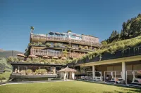 Coolnest Hotels in 
