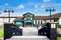 Gloucester Robinswood Hotel by Sunday