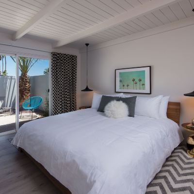 1-Br Deluxe 6 The Weekend Promo Code