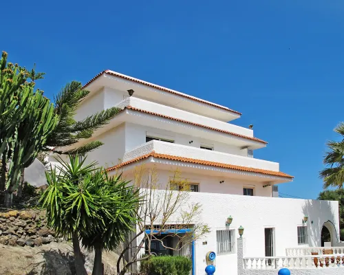 Cuevecitas Hotels in Candelaria