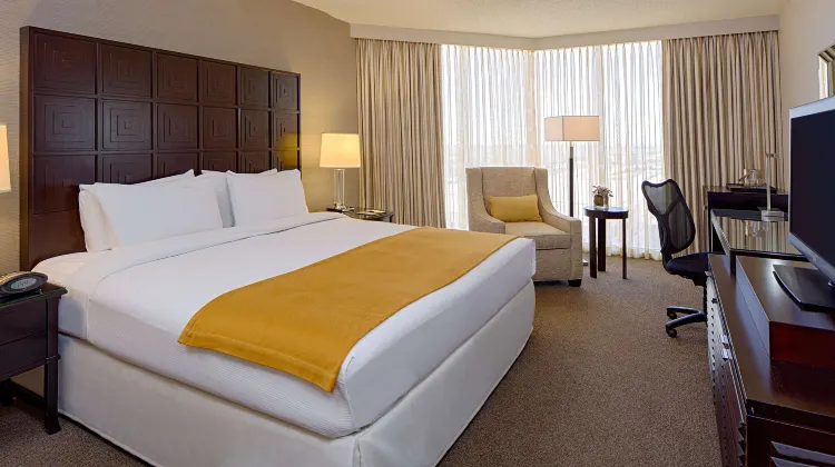 DoubleTree by Hilton Hotel Houston - Greenway Plaza Room