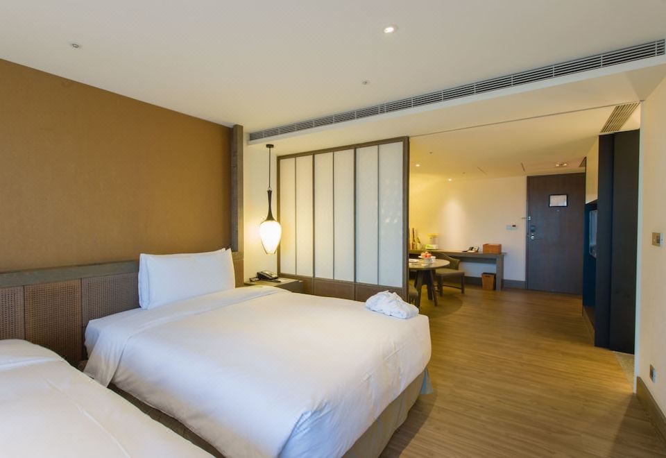 小西门两中床套房