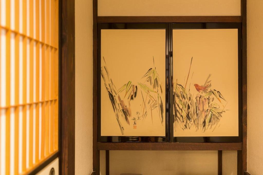 地炉豪华日式房（带浴室和衞生间）