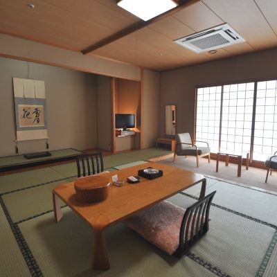 Japanese-Style Room - North Wing