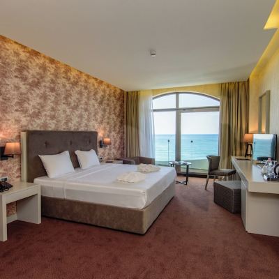 Standard Double Room Balcony with Sea View