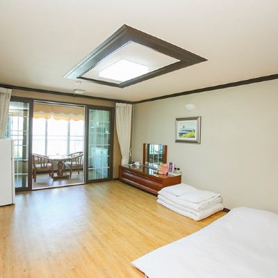코리안 룸 203 제주 골든비치펜션 쿠폰