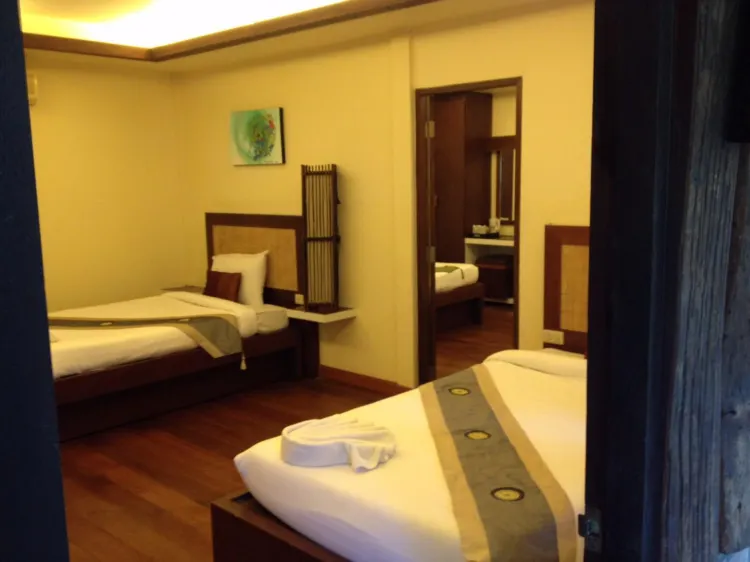 ห้องเชื่อมถึงกันพร้อมระเบียง - ห้องมาตรฐานและดีลักซ์