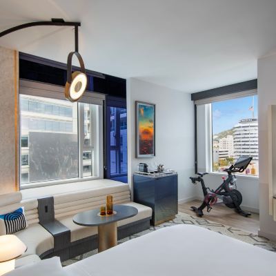 Luxe Level, Deluxe Guest Room, 1 King, Corner Room 荷里活W酒店優惠