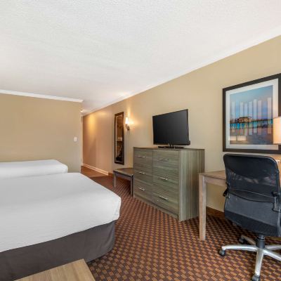 Accessible Two Queen Room with Roll in Shower Best Western Ocean City Hotel and Suites Promo Code