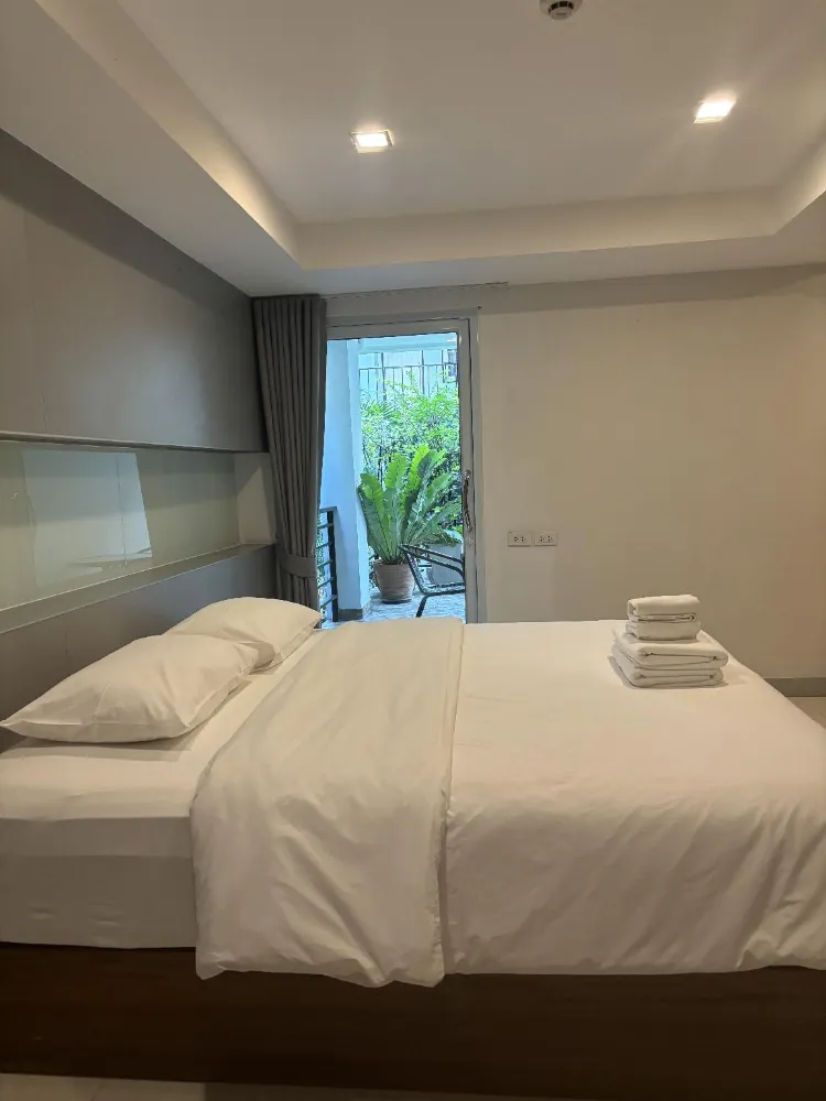 Standard-1 Double Bed With Garden View