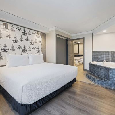 Penthouse, 1 King Bed With Sofa Bed, Kitchen Sandman Signature Toronto Airport Hotel Promo Code