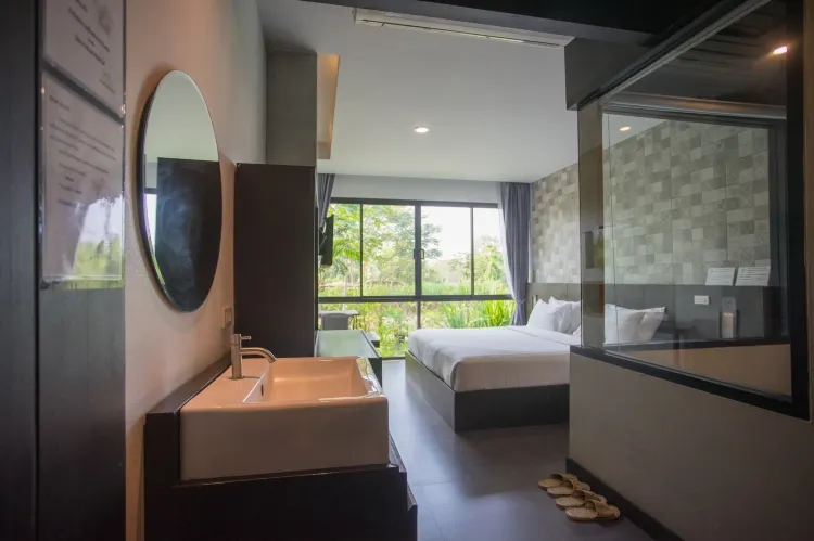 ห้องดีลักซ์เตียงใหญ่หรือเตียงแฝดพร้อมวิวสวน