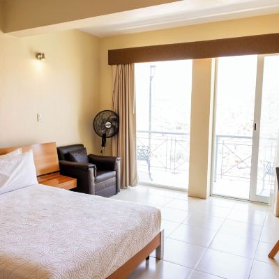 Room, 1 Double Bed, Balcony, City View 德爾切洛陽台酒店優惠