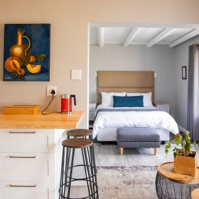 Romantic Studio Suite Beausoleil Promo Code