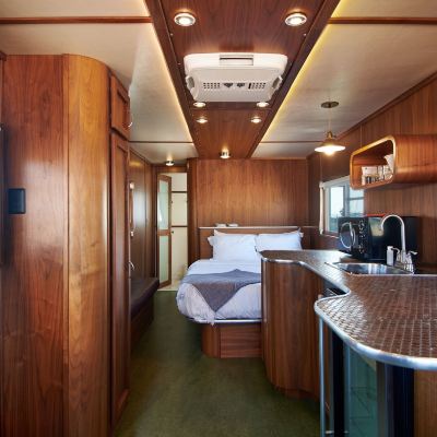 Heads or Tails - Premium Room, 1 Queen Bed Waypoint Ventura Promo Code