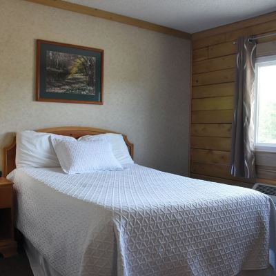 Double Bed Room Paddle Wheel Inn Promo Code