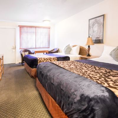 Standard Room, 2 Queen Beds Grandview Motel Promo Code