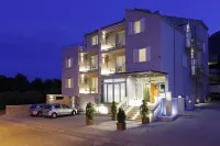 Boutique Hotel Bol Hotels in 