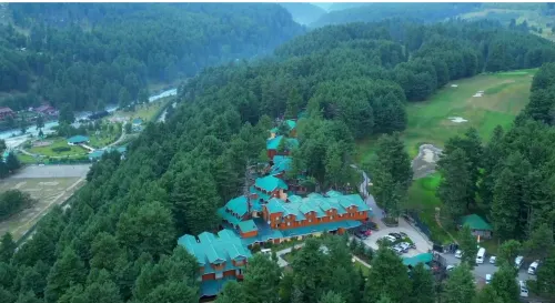 래디슨  골프 리조트 파할감