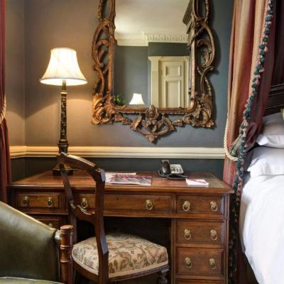 Deluxe Triple Room The Gore London – Starhotels Collezione Promo Code