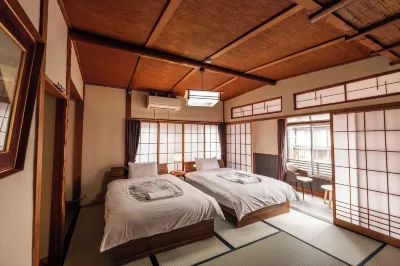 Snow Monkey Lodge Hotels in 