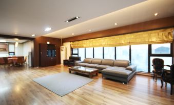 Andong Hotel Gallery - Housity