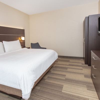 King Suite with Tub Holiday Inn Express Hotel & Suites Seaside Convention Center, an IHG Hotel Promo Code