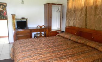 Suitetrails - Hotel Castle Maria