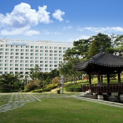 디럭스 더블 (수영장 입장 불포함) 호텔현대 바이 라한 울산 쿠폰