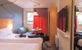 Ibis Cergy-Pontoise le Port