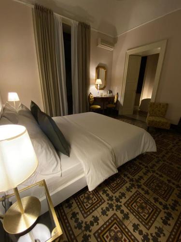 带私人外部浴室的双人房